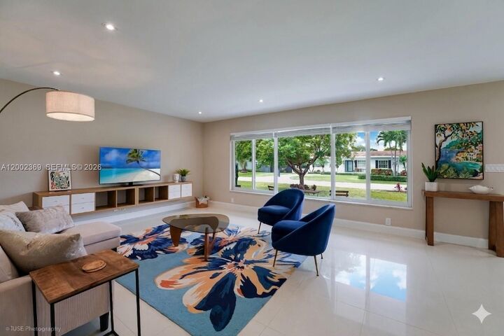 Property Photo: 11705 SW 97th Ct FL 33176