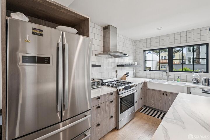 Property Photo:  748-750 Elizabeth Street  CA 94114 