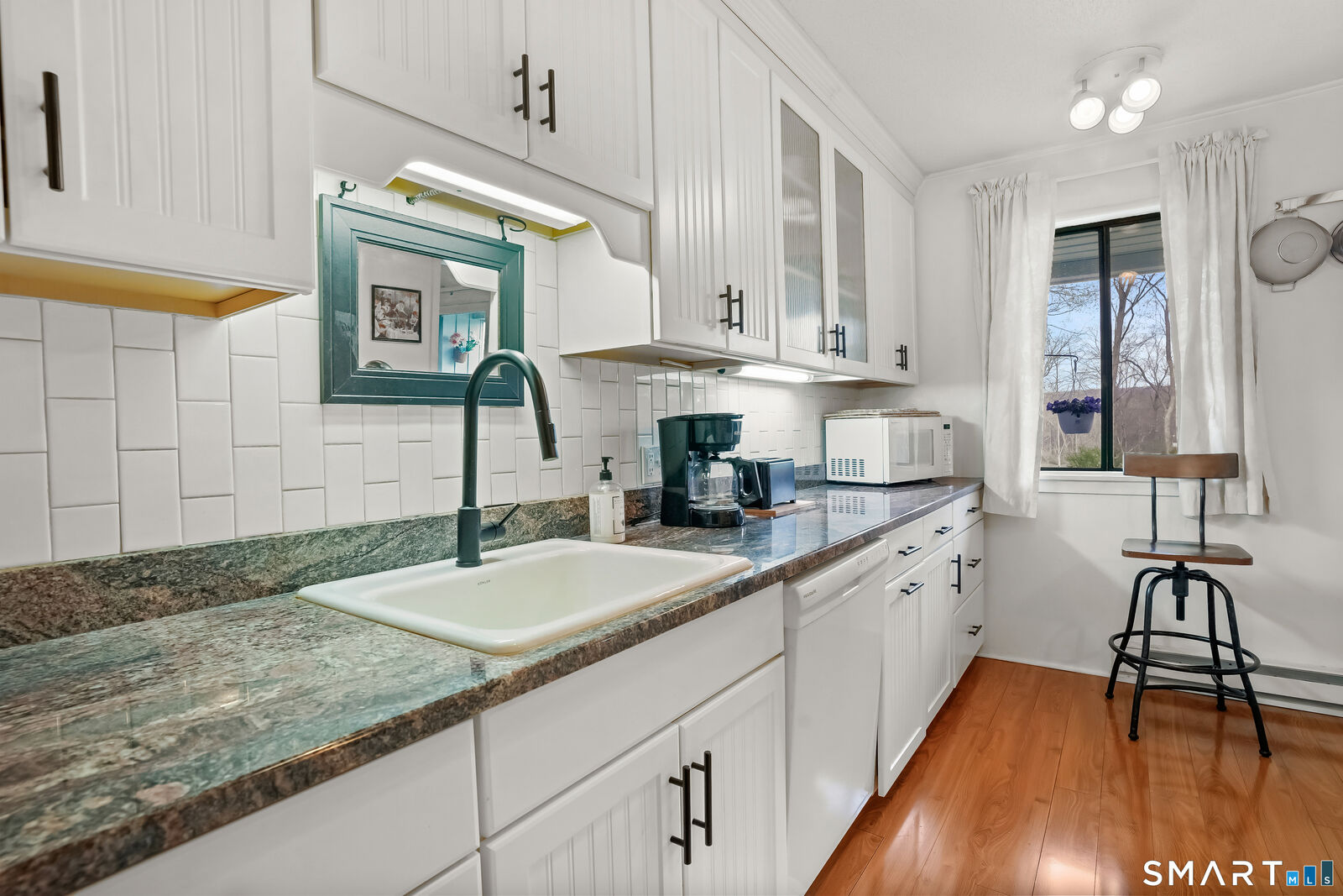 Property Photo:  291 Heritage Village B  CT 06488 