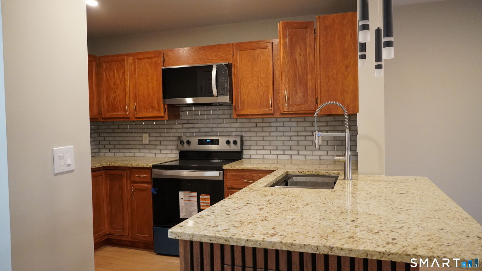 Property Photo:  103 Willow Springs 103  CT 06776 