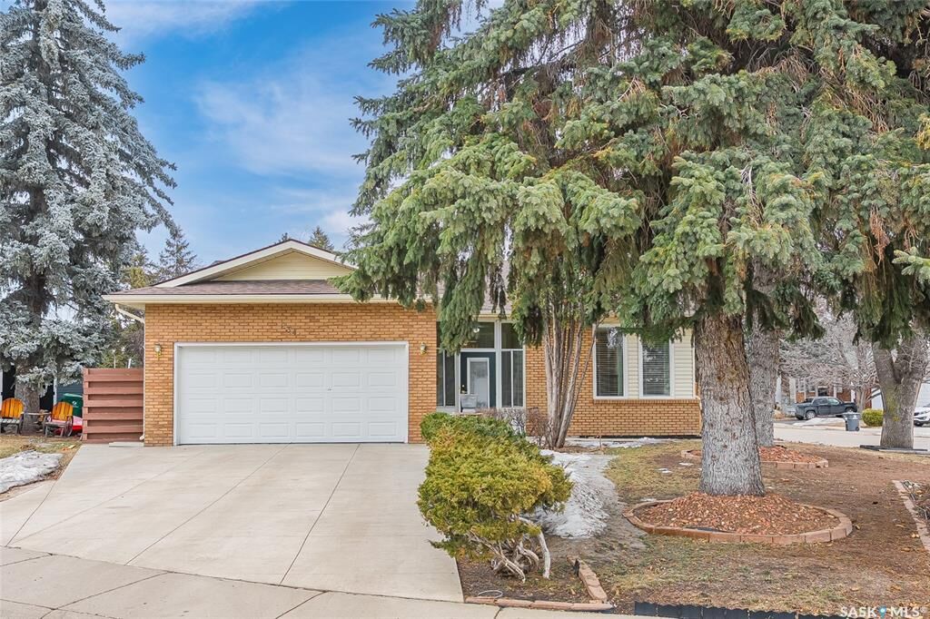 Property Photo:  234 J.j. Thiessen Terrace  SK S7K 5P2 