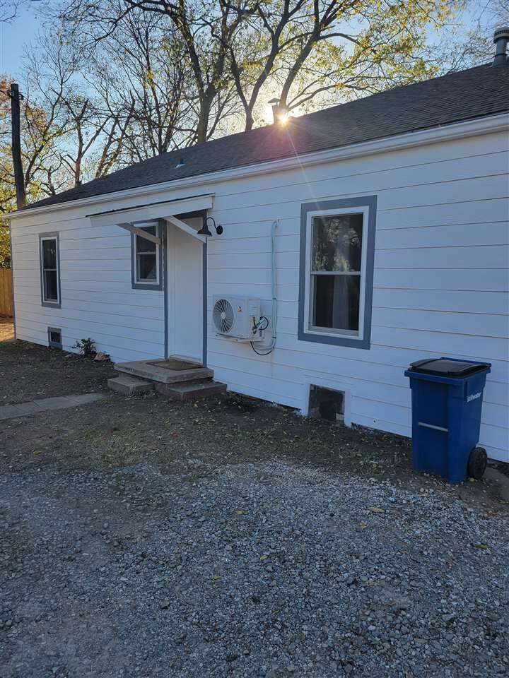 Property Photo:  513-515 W 7th 513 1/2 A &Amp 513 1/2 B  OK 74074 