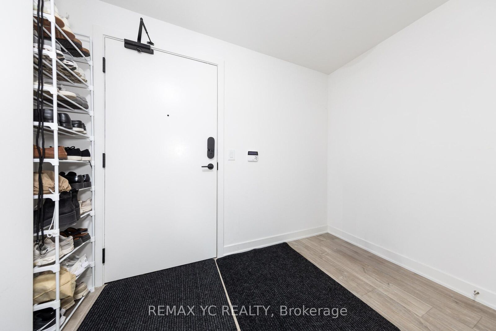 Property Photo: 135 Lower Sherbourne Street 1464 ON M5A 1Y4