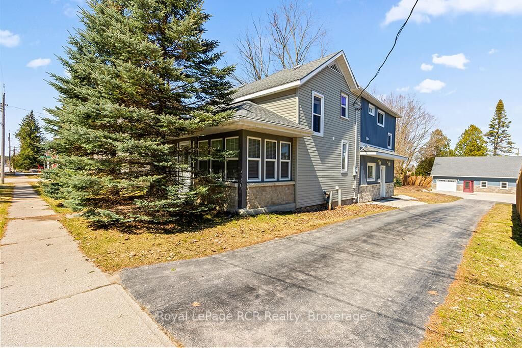 Property Photo: 144 Loucks Lane ON N0H 1G0