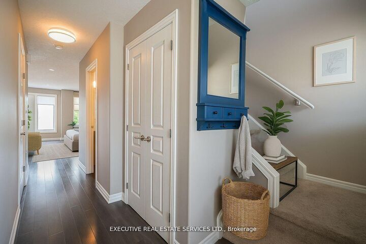 Property Photo: 153 Fairfield Drive ON N5A 6S2