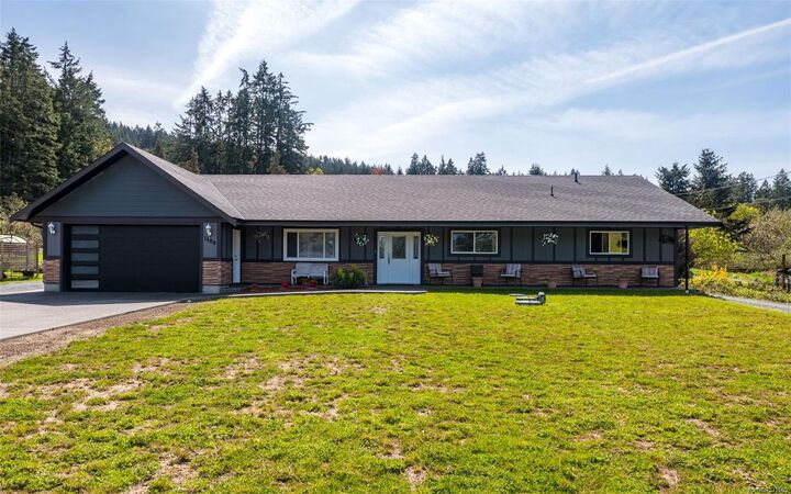 Property Photo: 1480 Tatlo Rd BC V0R 1R0