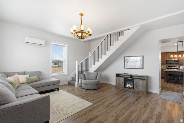 Property Photo:  275 N 200 E  UT 84747 