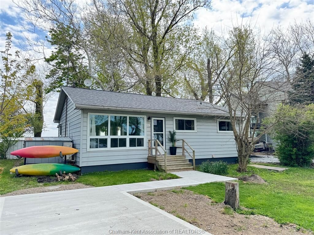 Property Photo: 83 Marentette Beach Drive ON N8H 3V7