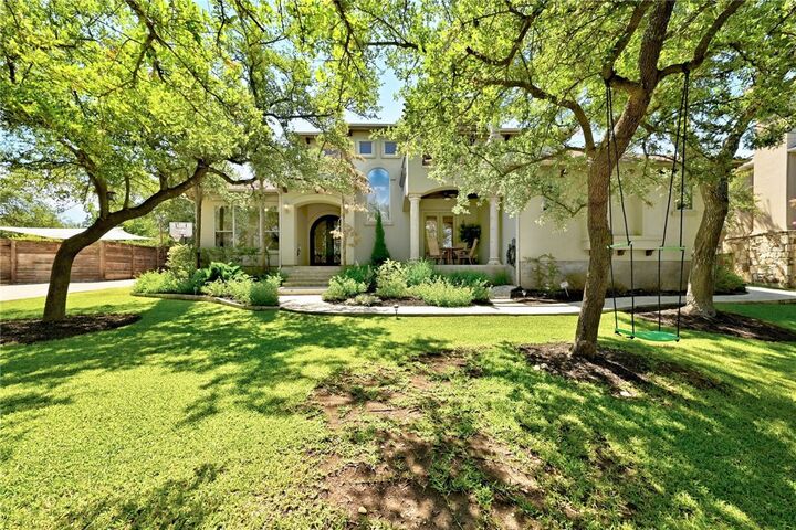 Property Photo:  1005 Ottawa Drive  TX 78733 