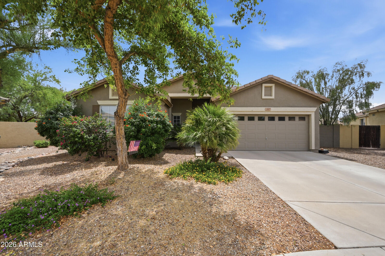 Property Photo:  20877 E Via Del Rancho --  AZ 85142 