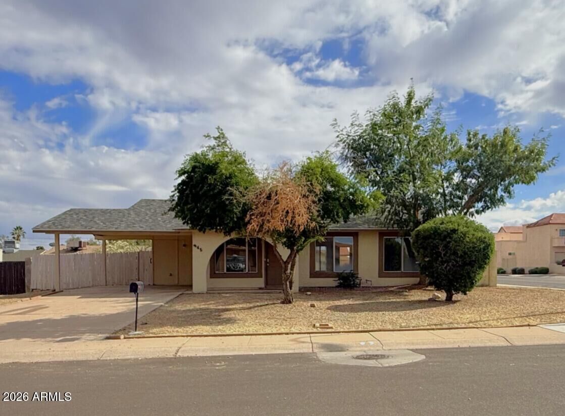 Property Photo: 945 W Gemini Drive AZ 85283