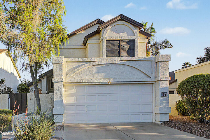 Property Photo:  601 E Wescott Drive  AZ 85024 