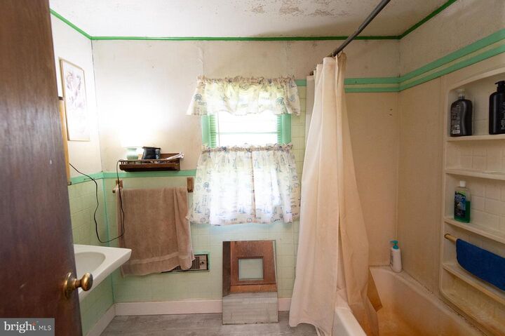 Property Photo:  111 School Street  MD 21837 