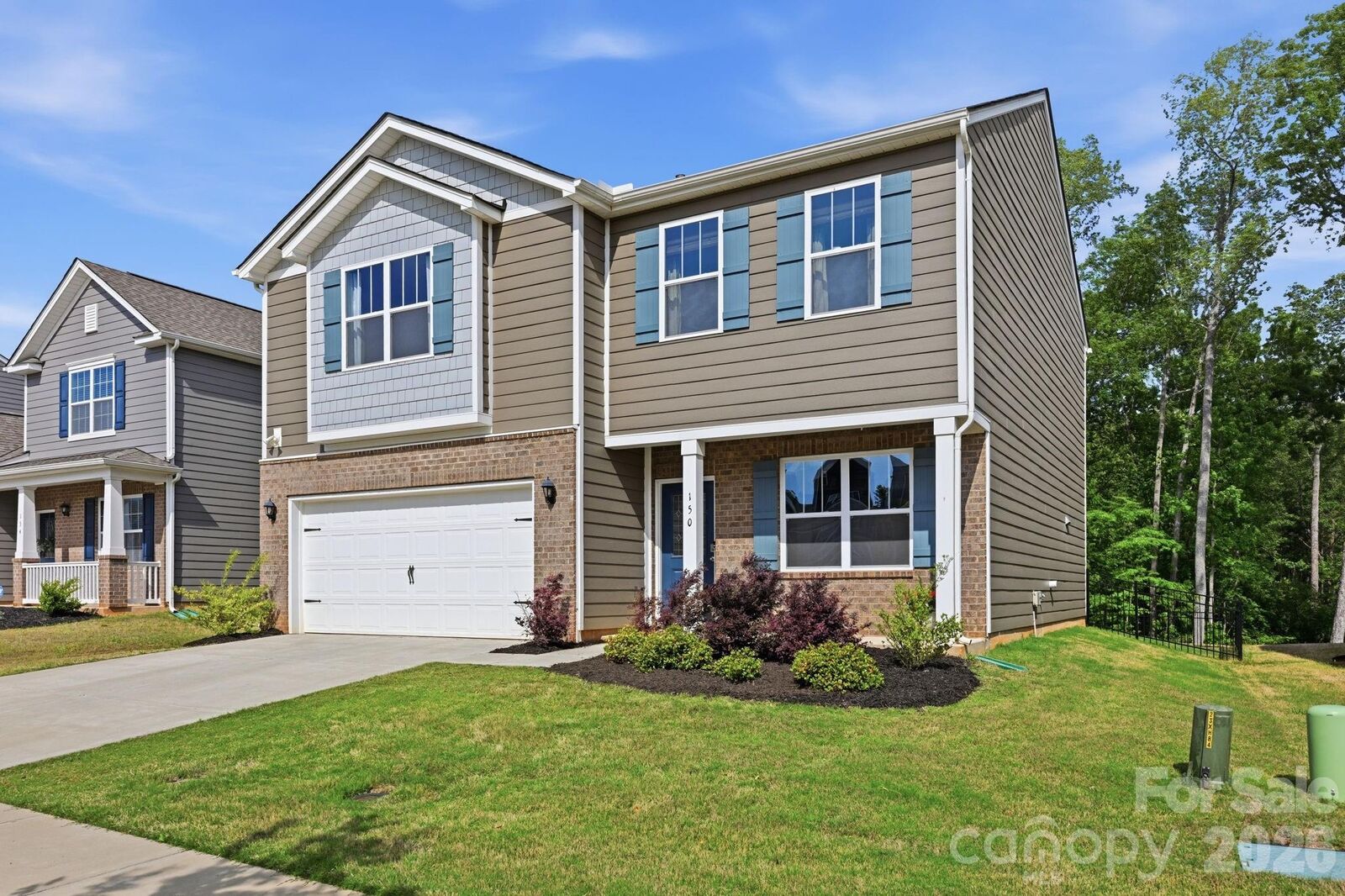Property Photo:  150 Scotsway Court  NC 28166 