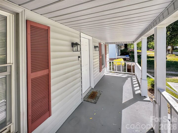 Property Photo:  1909 Glenwood Street  NC 28083 