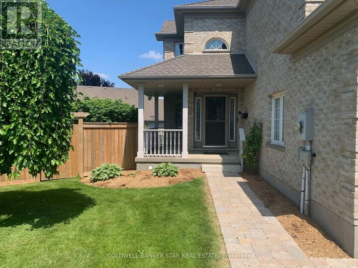 Photo de la propriété:  17 Windemere Place  ON N5R 6H3 