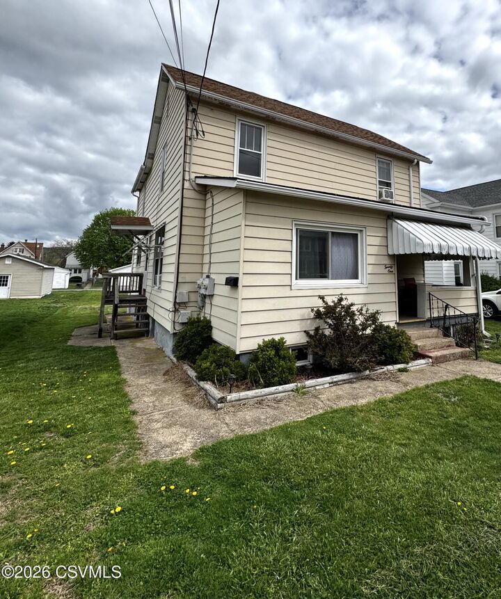 Property Photo:  1121 First Avenue  PA 18603 