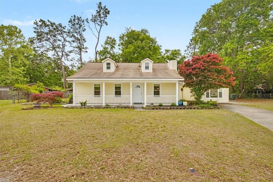 Property Photo:  762 Robin Hood Drive  GA 31313 