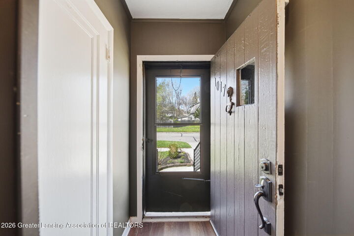 Property Photo:  1017 S Grinnell Street  MI 49203 