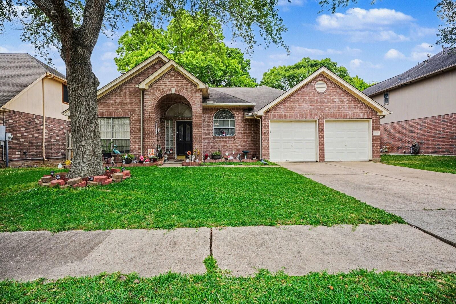 Property Photo:  11126 N 30th Avenue N  TX 77591 