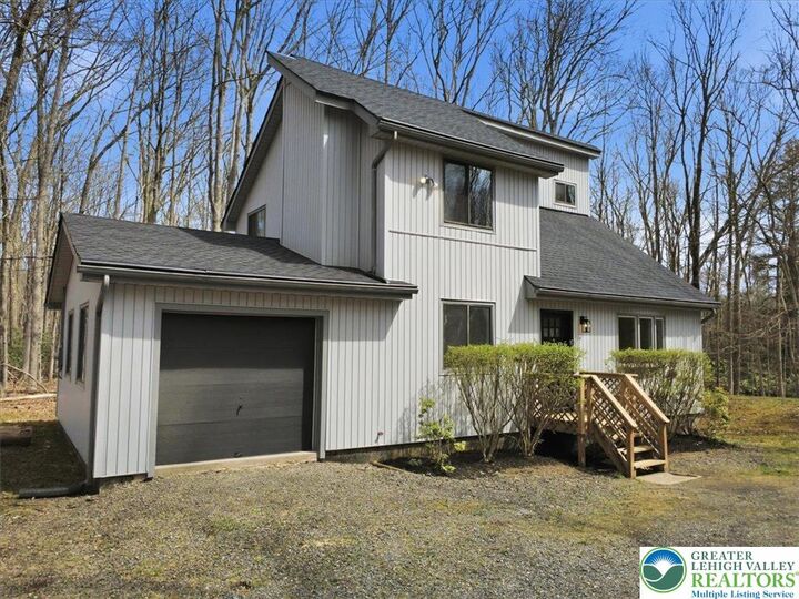 Property Photo:  186 Timberlane Drive  PA 18210 