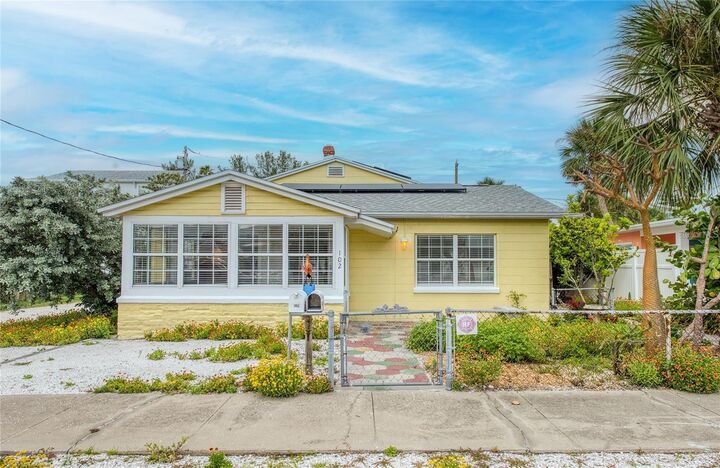 Property Photo:  102 11th Avenue  FL 33706 