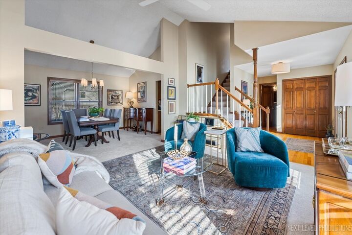 Property Photo:  1227 Windemere Avenue  IL 60564 