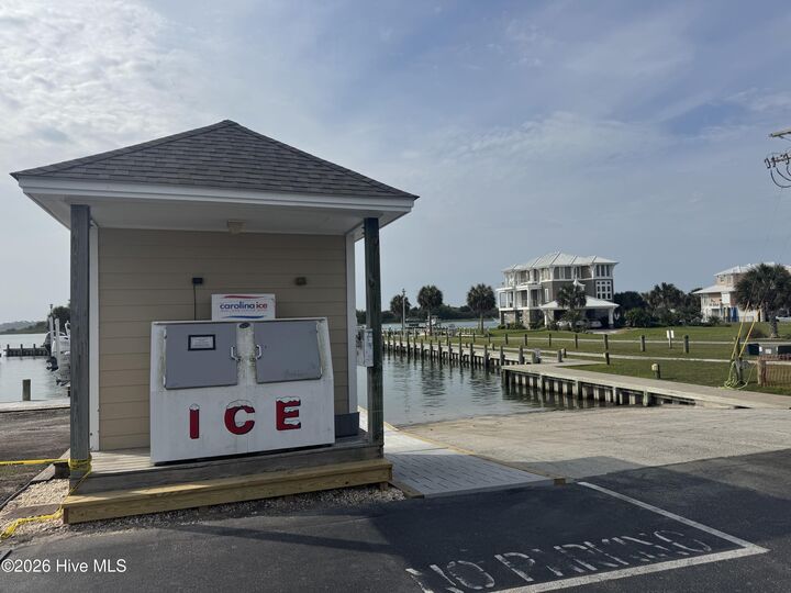 Property Photo:  650 Cedar Point Boulevard F1  NC 28584 