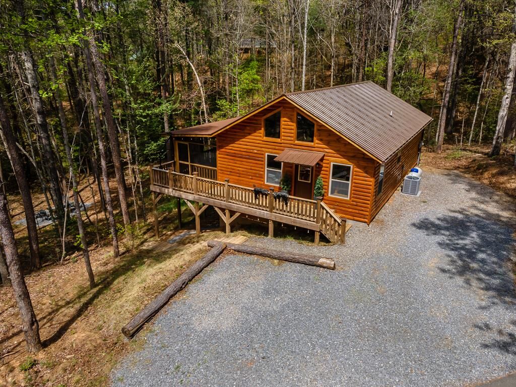 Property Photo:  237 Bentley Cove  NC 28906 