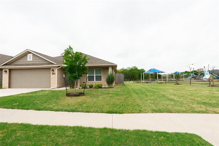 Property Photo:  245 Vista Drive  OK 73099 