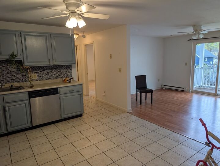 Property Photo:  653 Plantation St 6-A  MA 01605 