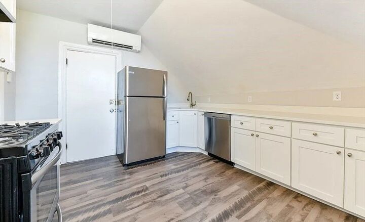Property Photo:  47 Appleton St. 6  MA 02171 