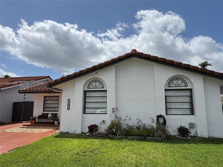 Property Photo:  11450 SW 75th Ter  FL 33173 