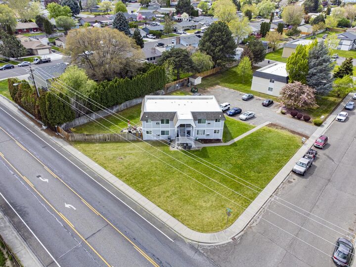 Property Photo:  1401 W 14th Ave  WA 99338 