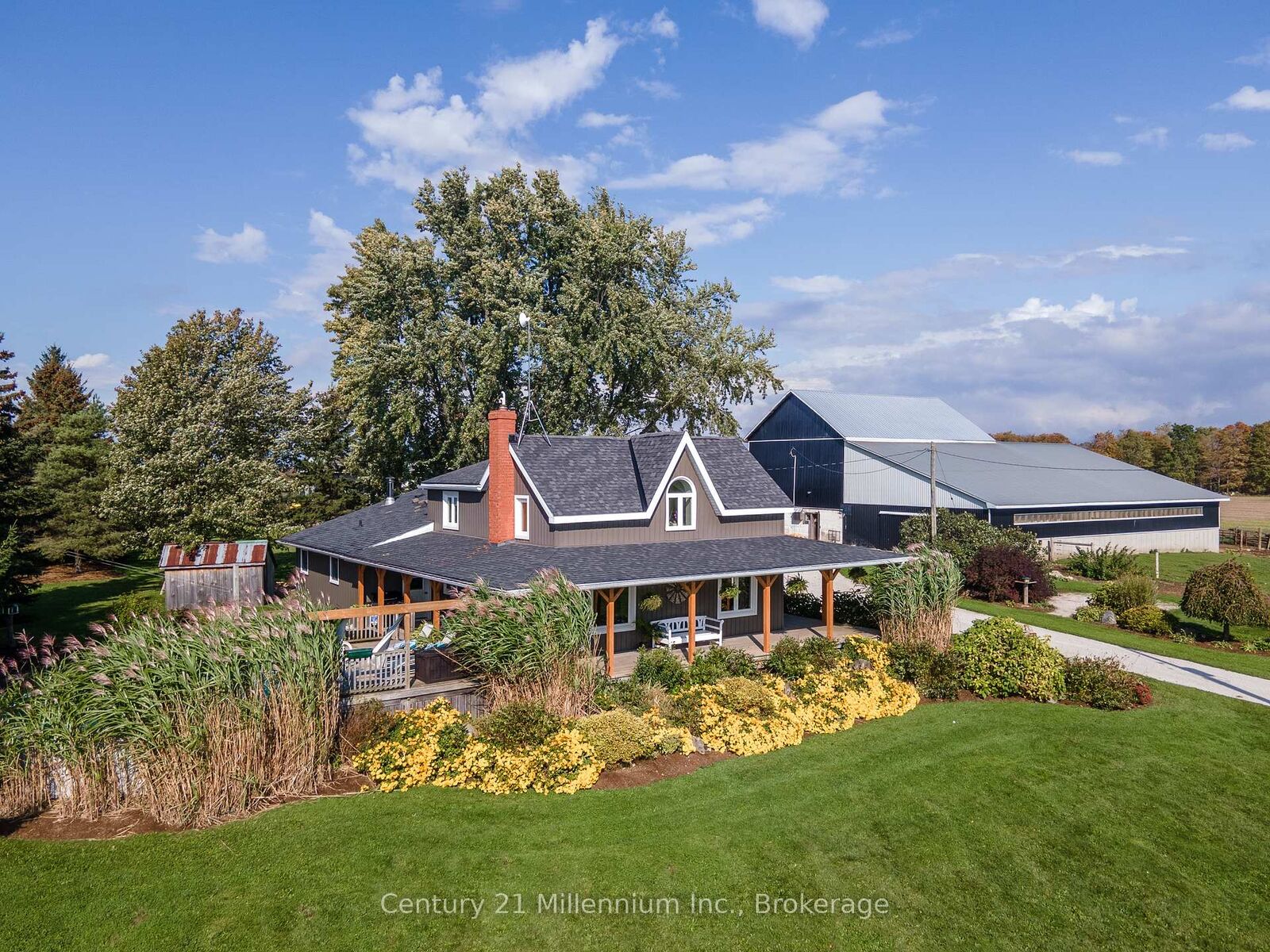 Property Photo:  121097 12 Side Road  ON N0H 2N0 