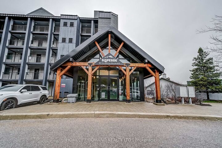 Property Photo: 80 Horseshoe Boulevard 305 ON L4M 4Y8