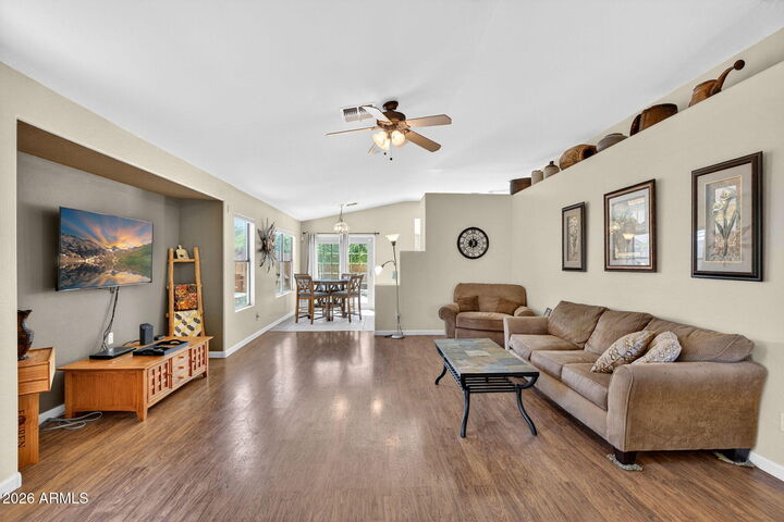 Property Photo: 17 E Mayfield Drive AZ 85143