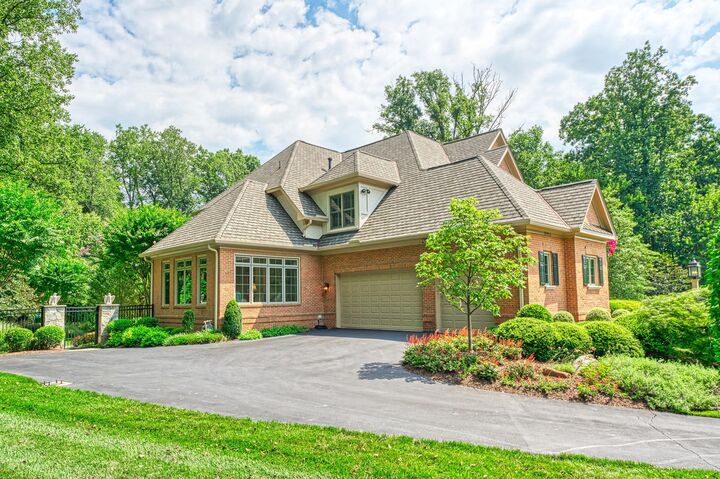 Property Photo:  10914 Shallow Creek Drive  VA 22066 