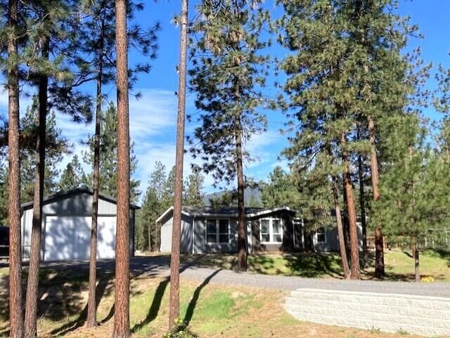 Property Photo:  1325 Sommer Way  WA 99141 
