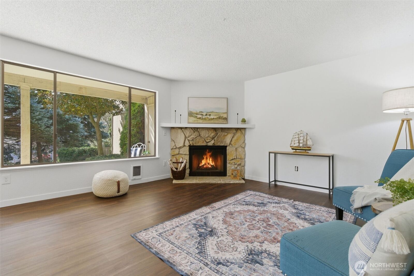 Property Photo: 26425 Pennsylvania Avenue NE 4 WA 98346