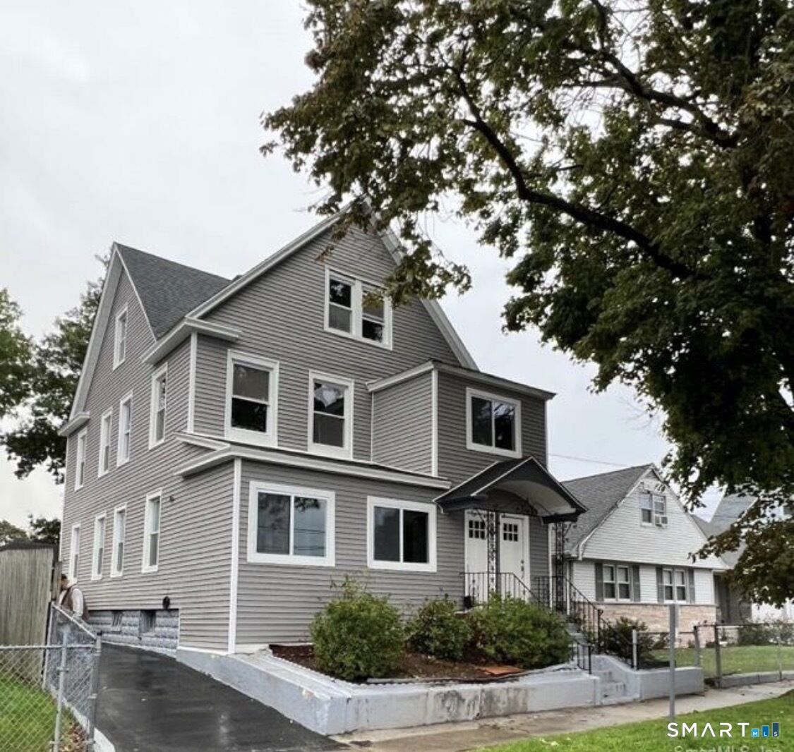 Property Photo:  7 Burritt Avenue  CT 06615 