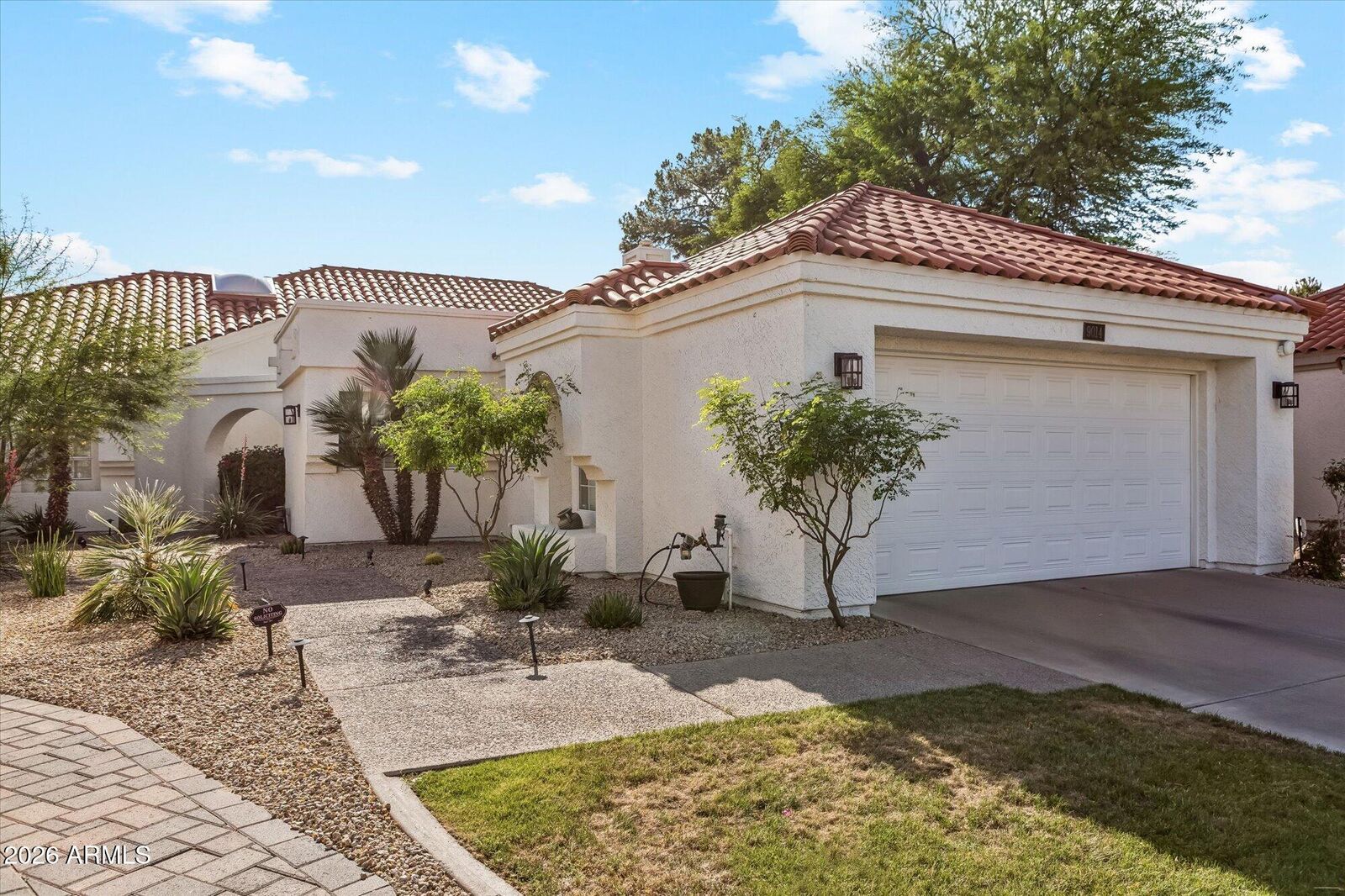 Property Photo:  9014 N 107th Place  AZ 85258 