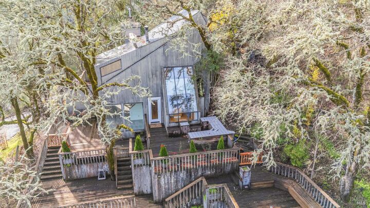 Property Photo:  9105 Loch Haven Drive  CA 95404 