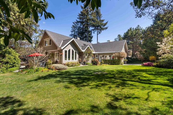10040 Wescan Road — photo 1