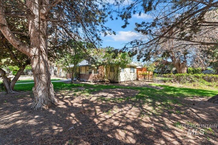 Property Photo:  503 9th Ave. N  ID 83687 