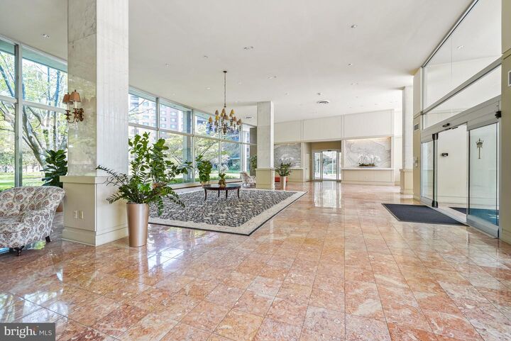 Property Photo:  4201 Cathedral Avenue NW 403E  DC 20016 