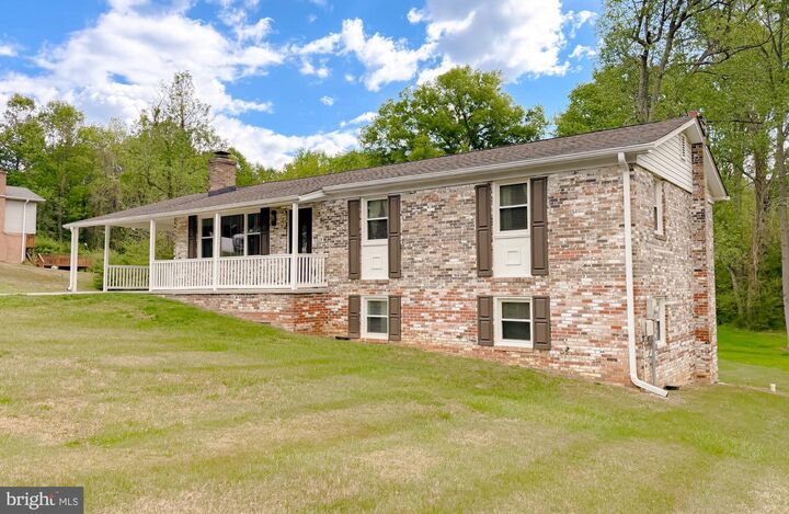 Property Photo: 8525 Cardinal Ln MD 20695