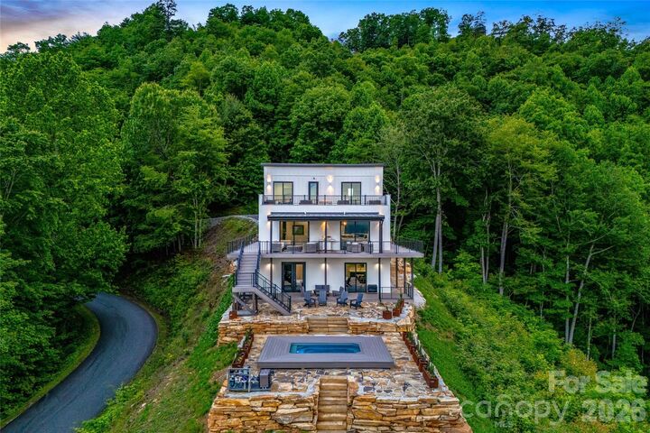Property Photo:  840 Fontana Trace Drive  NC 28702 