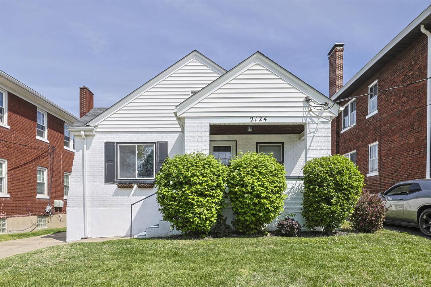 Property Photo:  2124 Drex Avenue  OH 45212 