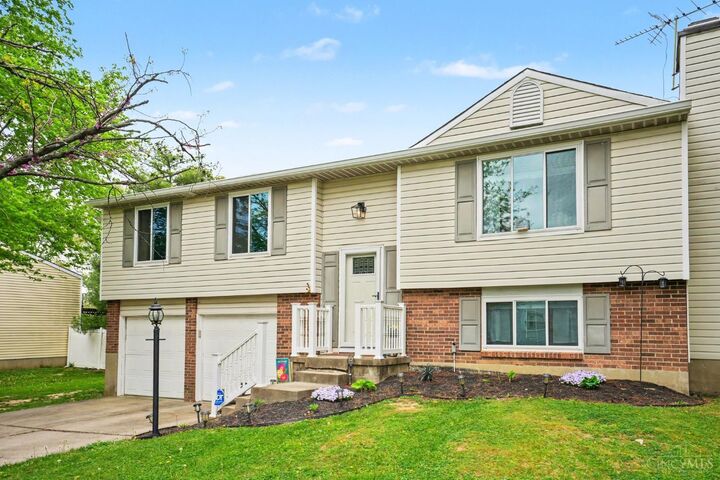 Property Photo:  1194 Nature Run Road  OH 45103 